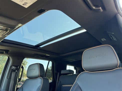 Used 2024 GMC Yukon AT4 w/ AT4 Premium Plus Package image 23