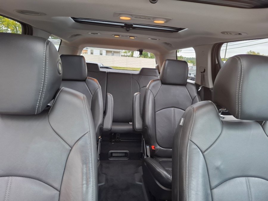 Used 2016 GMC Acadia SLT w/ Open Road Package AWD/4WD image 31