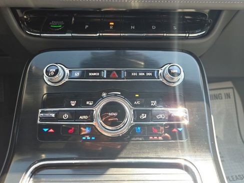 Used 2021 Lincoln Nautilus Reserve FWD image 7