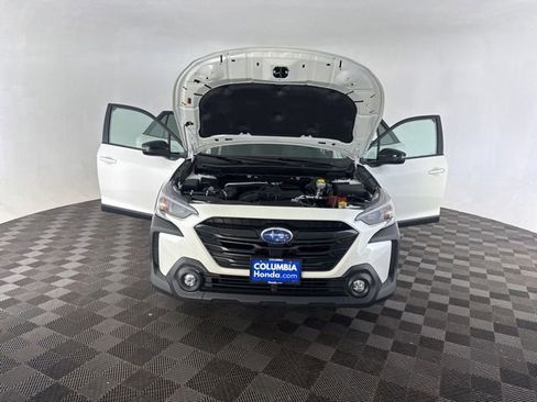 Used 2025 Subaru Outback Onyx Edition AWD/4WD image 14