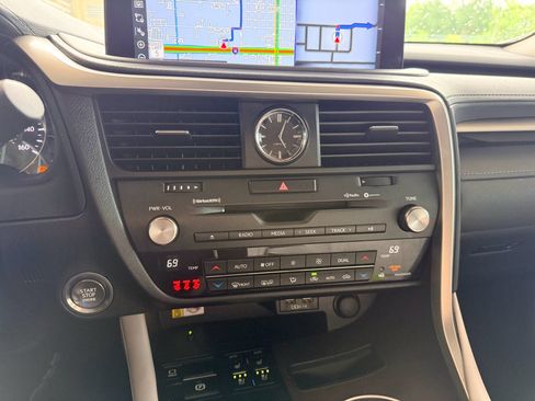 Used 2022 Lexus RX 350 FWD w/ Premium Package image 19
