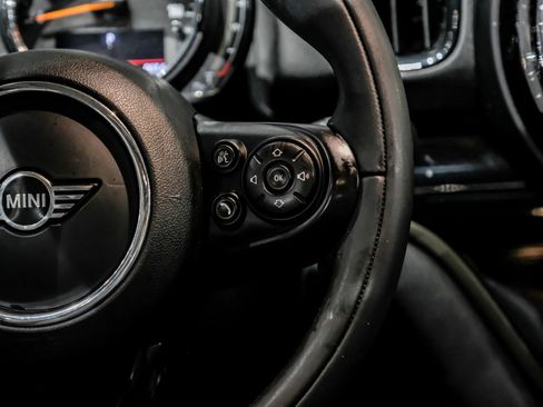 Used 2019 MINI Cooper Countryman FWD image 18