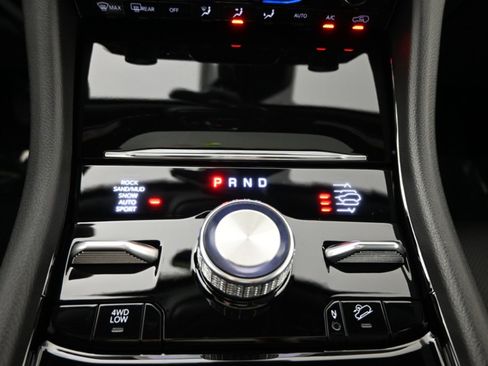 New 2025 Jeep Grand Cherokee Overland w/ Adv Protech Group III image 34