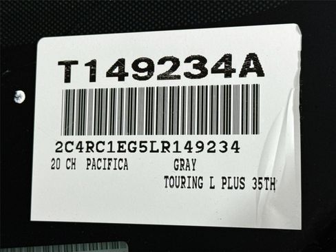 Used 2020 Chrysler Pacifica Touring-L Plus FWD image 44