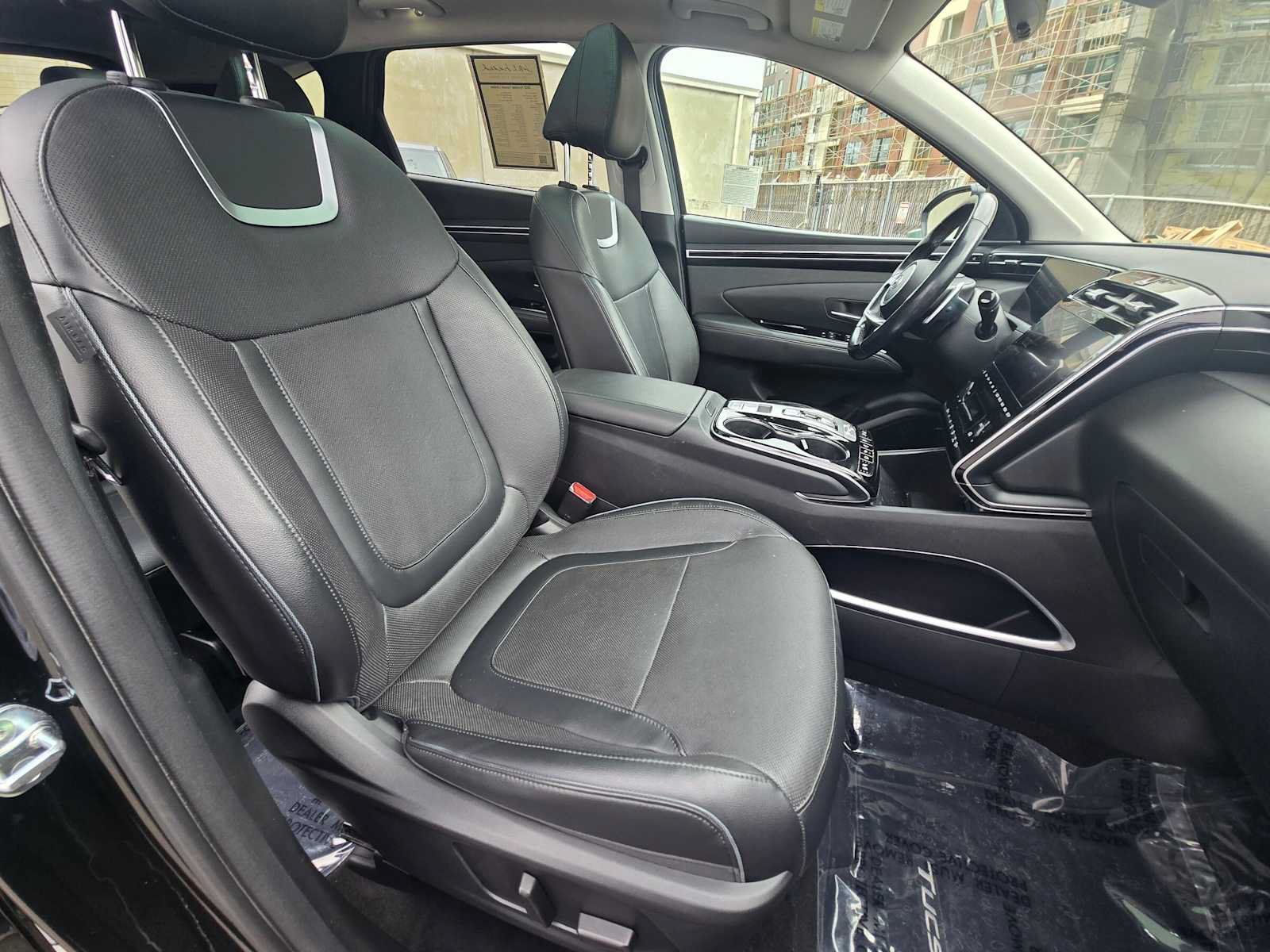 Used 2022 Hyundai Tucson Limited AWD/4WD image 10