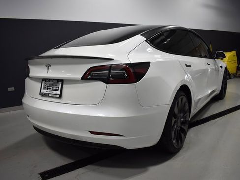 Used 2023 Tesla Model 3 Performance image 8