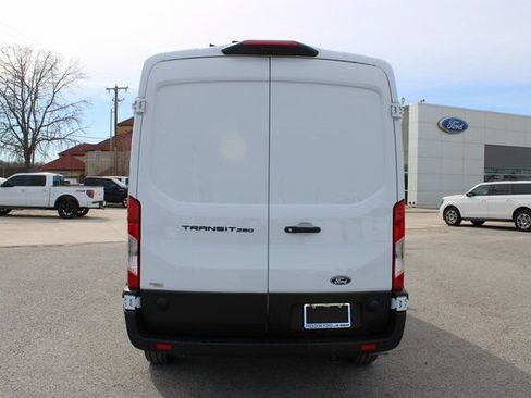 New 2026 Ford Transit 250 148 Medium Roof w/ Load Area Protection Package RWD image 5