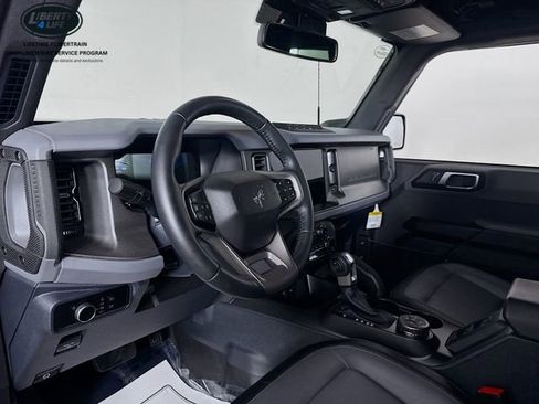 Used 2024 Ford Bronco Everglades image 9