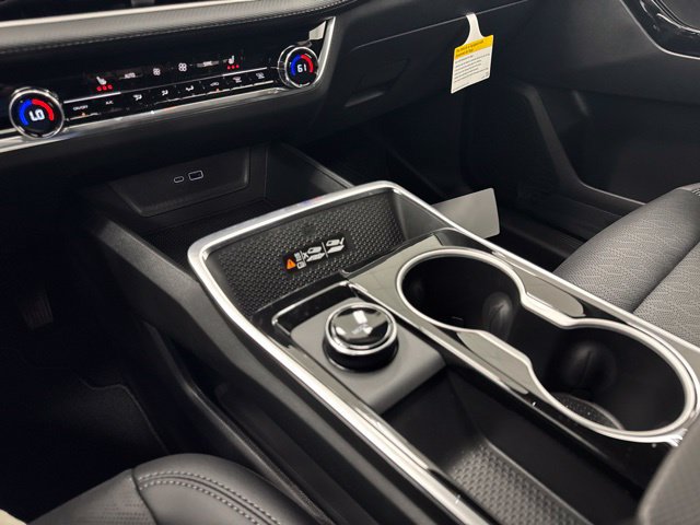 New 2027 Chevrolet Equinox LT w/ Convenience Package II FWD image 21