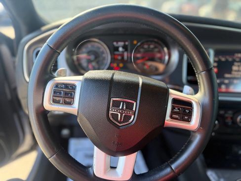 Used 2014 Dodge Charger SXT w/ Blacktop Package image 9