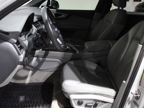 Used 2019 Audi Q7 2.0T Premium w/ Convenience Package image 24
