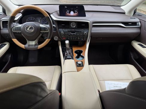 Used 2019 Lexus RX 350 FWD w/ Premium Package image 12
