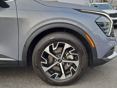 Certified 2024 Kia Sportage EX image 11