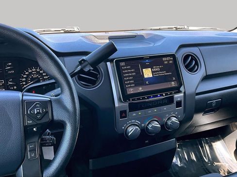 Used 2018 Toyota Tundra SR RWD image 6