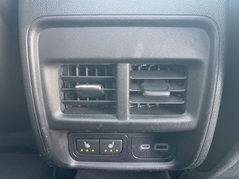 Used 2019 Cadillac XT4 Premium Luxury image 32