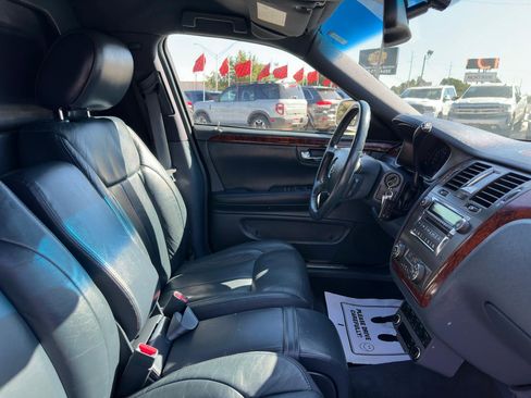 Used 2009 Cadillac DTS Limousine image 14