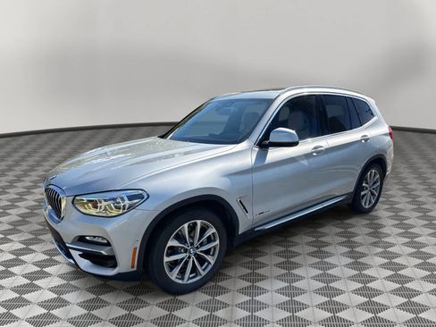 Used 2018 BMW X3 xDrive30i image 11