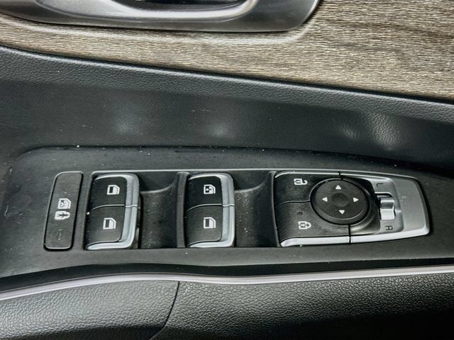 Used 2023 Kia Sorento S w/ Panoramic Sunroof Package AWD/4WD image 18