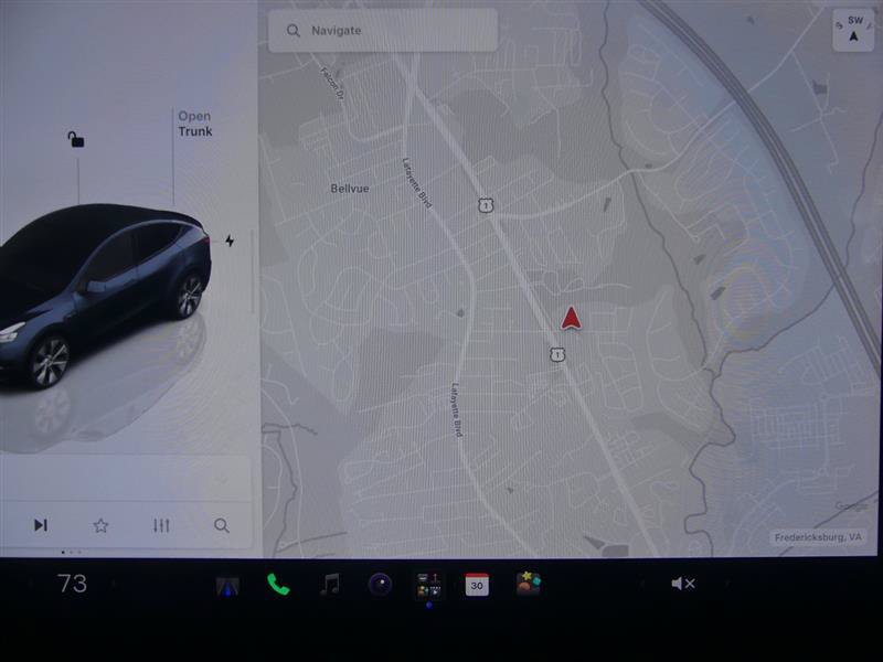 Used 2024 Tesla Model Y Long Range AWD/4WD image 10