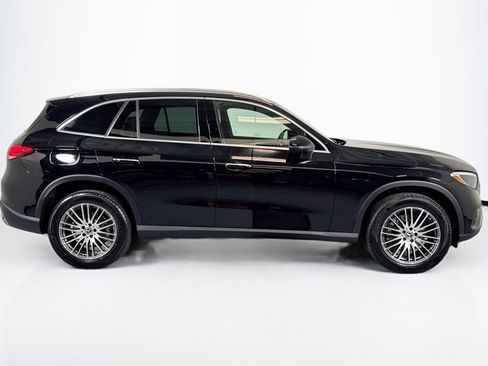 Certified 2024 Mercedes-Benz GLC 300 4MATIC image 4