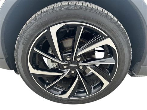 Used 2024 Lincoln Corsair Reserve w/ Equipment Group 201A image 9