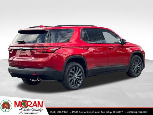Certified 2023 Chevrolet Traverse RS w/ LPO, Floor Liner Package AWD/4WD image 5
