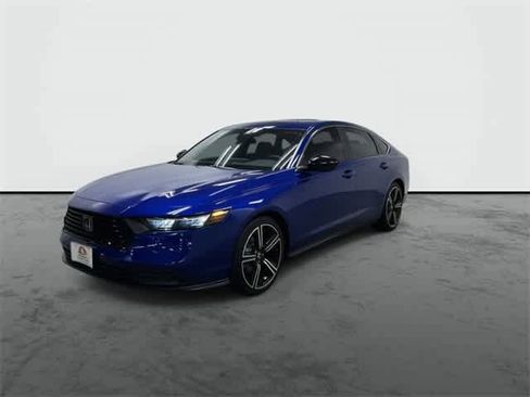 Used 2025 Honda Accord Sport image 7