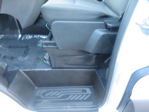 Used 2024 Ford Transit 350 XLT image 16