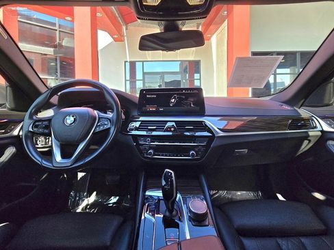Used 2022 BMW 540i 540i w/ M Sport Package image 18