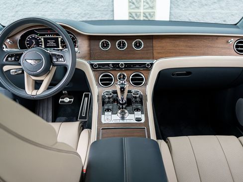 Certified 2024 Bentley Continental GT AWD/4WD image 4