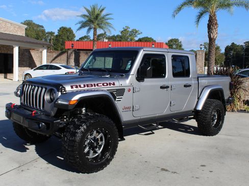 Used 2020 Jeep Gladiator Rubicon image 3