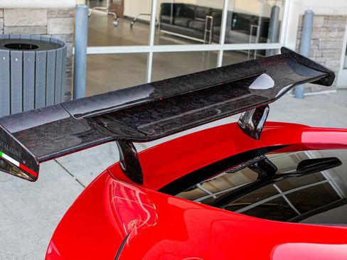 Used 2020 Ferrari 812 Superfast RWD image 61