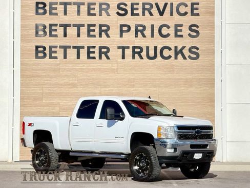 Used 2011 Chevrolet Silverado 2500 LTZ w/ LTZ Plus Package AWD/4WD image 1