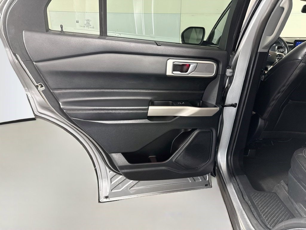 Used 2023 Ford Explorer Limited RWD image 20