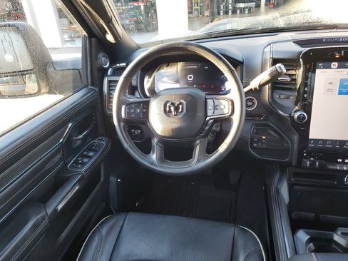Used 2024 RAM 2500 Limited AWD/4WD image 13