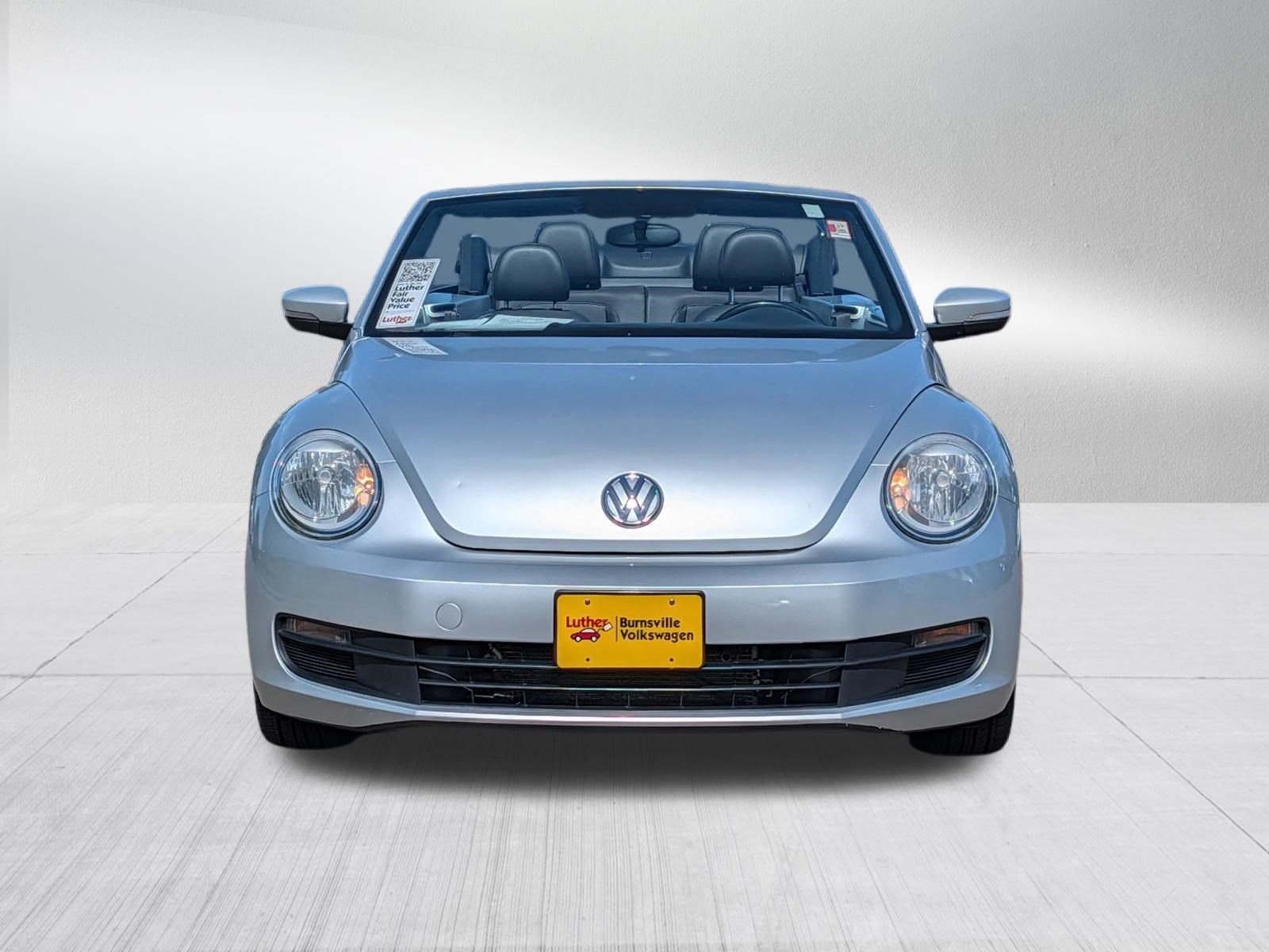 Used 2013 Volkswagen Beetle 2.5 FWD image 2