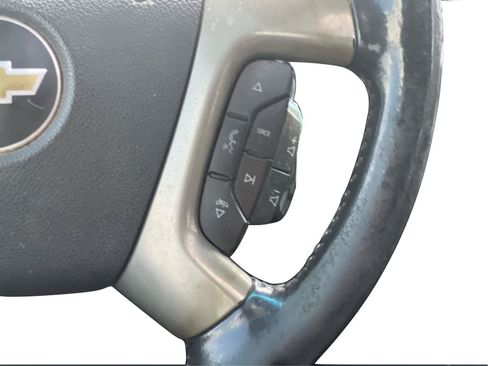 Used 2014 Chevrolet Suburban LT AWD/4WD image 20
