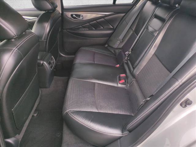 Used 2019 INFINITI Q50 Signature Edition w/ All Weather Package (L93) AWD/4WD image 17