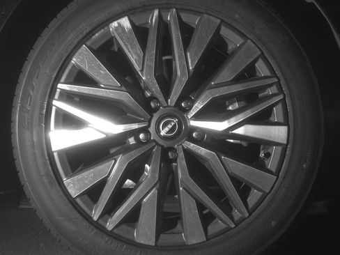 Used 2025 Nissan Altima 2.5 SV image 13