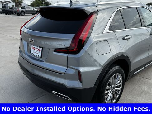 Used 2025 Cadillac XT4 Premium Luxury FWD image 8