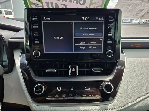 Used 2020 Toyota Corolla SE FWD image 29