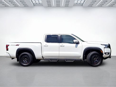 New 2026 Nissan Frontier PRO-4X w/ Tow Package AWD/4WD image 3