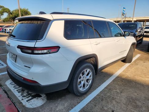 Used 2022 Jeep Grand Cherokee L Limited AWD/4WD image 4