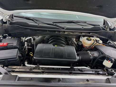 Used 2022 Chevrolet Silverado 1500 ZR2 image 10