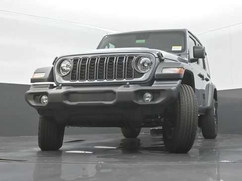 New 2025 Jeep Wrangler Sport S image 27