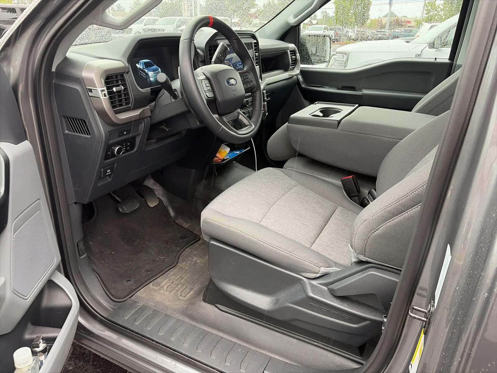 Used 2025 Ford F150 XL AWD/4WD image 4