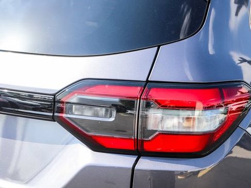 Used 2024 Honda Pilot EX-L image 10