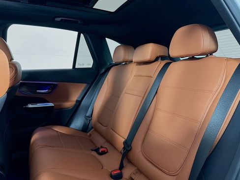 New 2026 Mercedes-Benz GLC 300 image 7