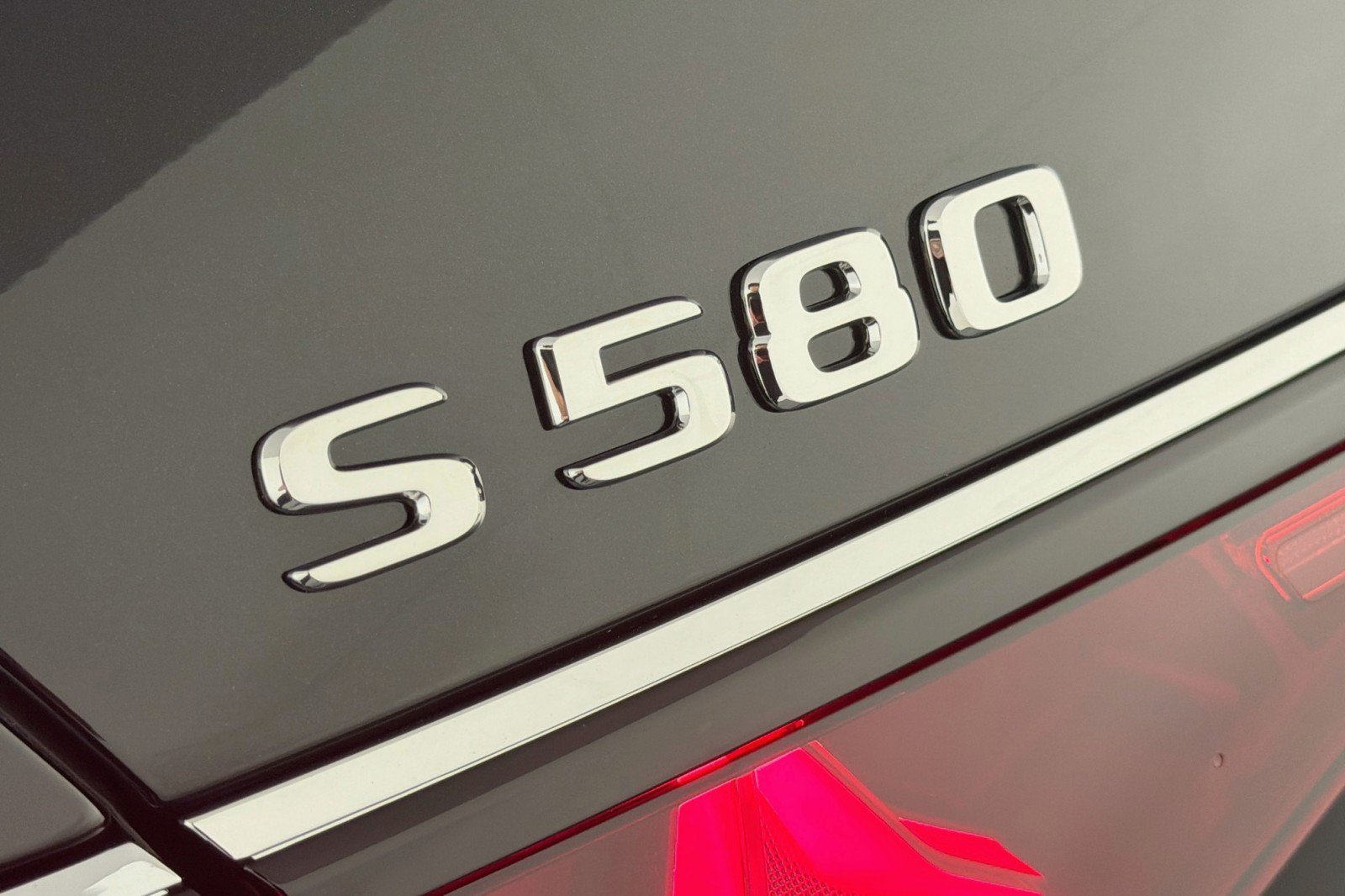 New 2027 Mercedes-Benz S 580 4MATIC Sedan image 8