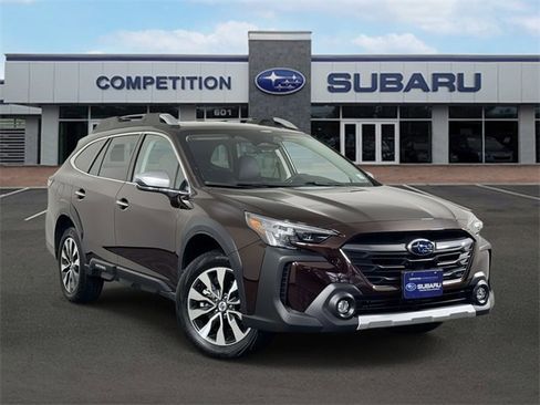 Used 2025 Subaru Outback Touring XT image 1